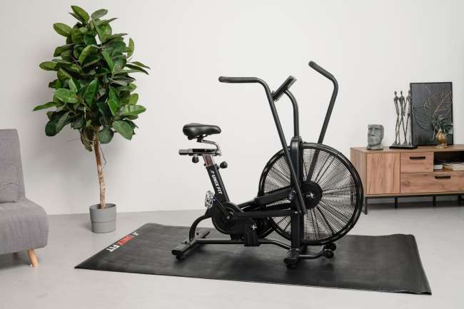 Велотренажер UNIX Fit Techno AirBike Велотренажер UNIX Fit Techno AirBike